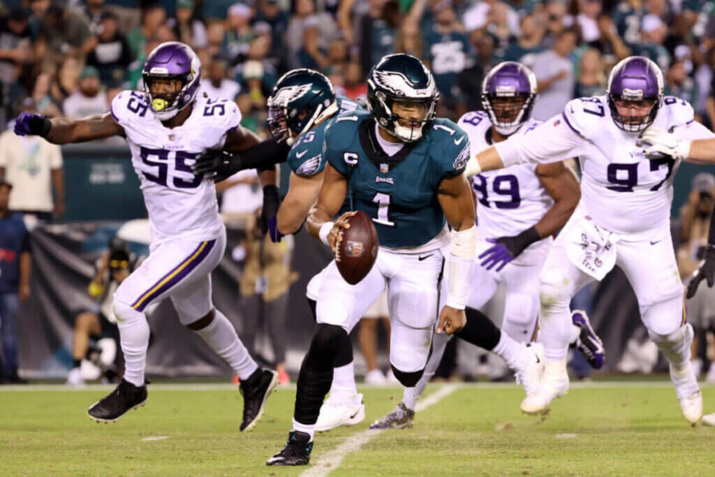 jalen hurts eagles vikings